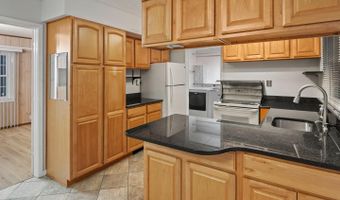 13001 BEECHTREE Ln, Bowie, MD 20715