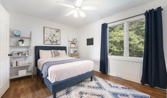 6305 Scarborough Dr SE, Ada, MI 49301