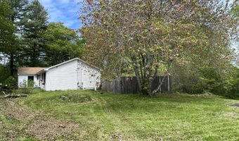 45 Seaview Ter, Belfast, ME 04915