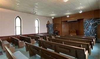 220 N 9th St, Atchison, KS 66002