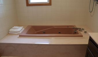 501 King St, Appalachia, VA 24216