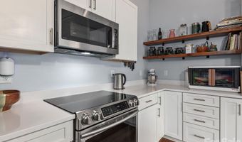 63 Beverly Rd W, Asheville, NC 28806