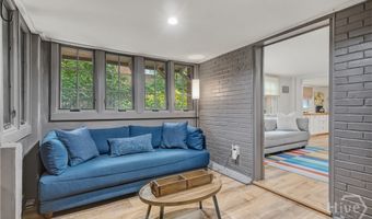 115 Milledge Hts, Athens, GA 30606