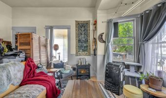 608 N Nevada St, Carson City, NV 89703