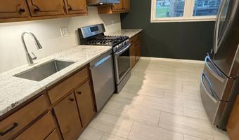 5107 CLIFFHAVEN Dr, Annandale, VA 22003