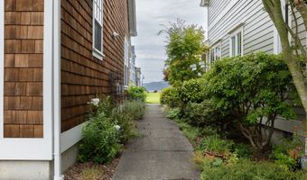 2880 LOG BRONC Way, Astoria, OR 97103