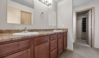 117 Watercress Rd, North Liberty, IA 52317