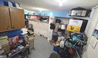 5035 AMERICANA Dr, Annandale, VA 22003