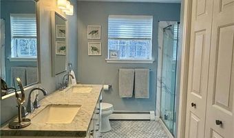 10 Parsley Ln, Narragansett, RI 02874