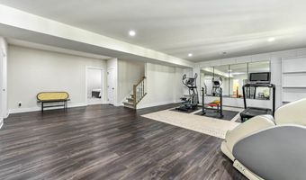 25004 FALLING BROOK Cir, Aldie, VA 20105