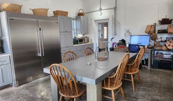 59 Wagon Rd, Alpine, TX 79830