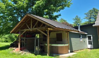 14 Helen St, Auburn, ME 04210