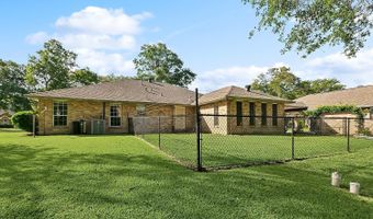 168 Sarah Victoria Dr, Belle Chasse, LA 70037