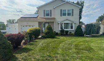 26 Gaston St, Aberdeen, NJ 07747