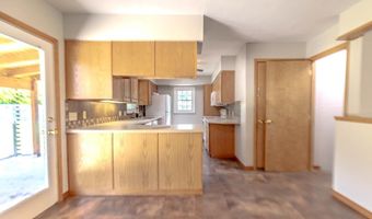 232 Greenway Rd, Arkansas City, KS 67005