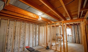 702 260Th St, Algona, IA 50511