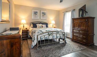 129 Dumbarton Hill Ct, Aberdeen, NJ 07747