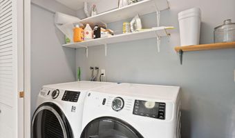 7551 MARSHALL Dr, Annandale, VA 22003