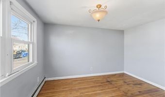 16 N Rose St, East Providence, RI 02914
