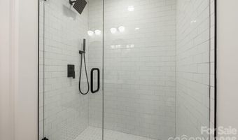 107 Beverly Rd, Asheville, NC 28805