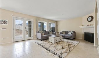 2176 Pointe Pkwy, Spring Valley, CA 91978