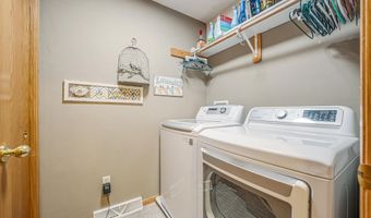 N9539 CHADBURY Lane, Appleton, WI 54915