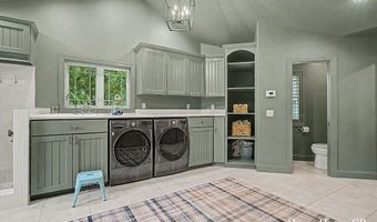 5327 Canyon River Dr NE, Ada, MI 49301