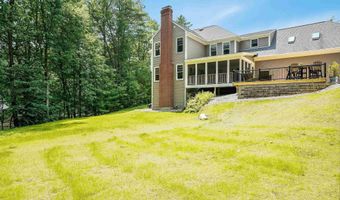 87 Rosewell Rd, Bedford, NH 03110