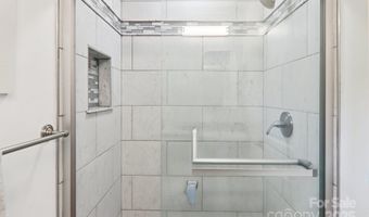 445 Chunns Cove Rd A, Asheville, NC 28805