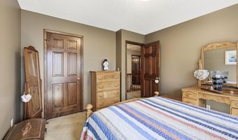 916 E 27th St, Baxter Springs, KS 66713