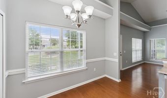 77 Stonelake Cir, Savannah, GA 31419