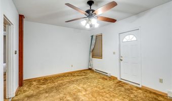 1314 Bank St, Atwater, OH 44201