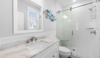 118 DOLPHIN Ave, Beach Haven, NJ 08008