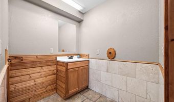 1323 Hilltop Dr, Alma, AR 72921