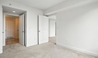 1205 GARFIELD St 808, Arlington, VA 22201
