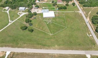 125 B Rolling Bend Rd, Alvord, TX 76225