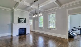 322 Saluda Ave, Batesburg, SC 29006
