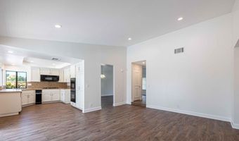 27555 Freetown Ln, Agoura Hills, CA 91301