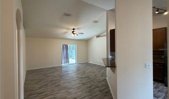 762 BARRISTER Dr, Auburndale, FL 33823