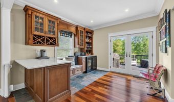 3 Walnut Trl, Andover, NJ 07860