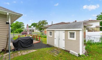 4 Marietta Dr, Albany, NY 12205