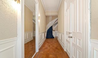 919 SAINT PAUL St 3Fl, Baltimore, MD 21202