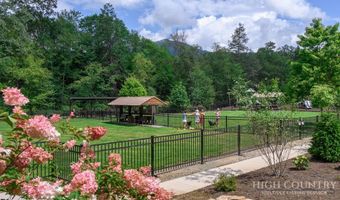 62 Crestview Ln, Banner Elk, NC 28604