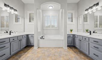 6530 S BOGLE Ave, Chandler, AZ 85249
