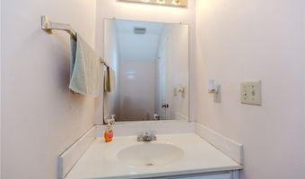 626 Smithfield Rd 1105, North Providence, RI 02904