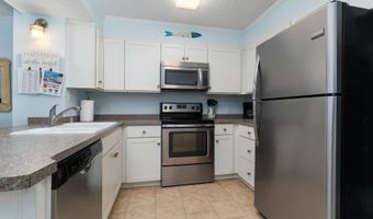 2511 W Ft Macon Rd 111 B, Atlantic Beach, NC 28512