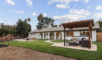 3226 Summit Dr, Escondido, CA 92025