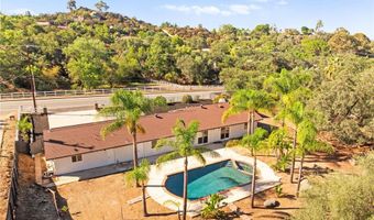 2060 S Grade Rd, Alpine, CA 91901