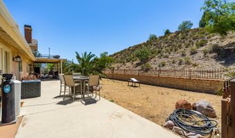 13602 Sego Rd, Agua Dulce, CA 91390