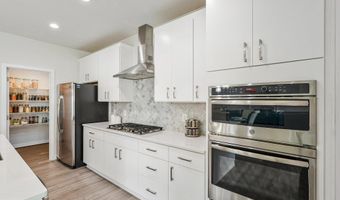25038 WOODLAND IRIS Dr, Aldie, VA 20105